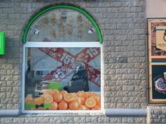 Оформление витрин РА Времена года Орск